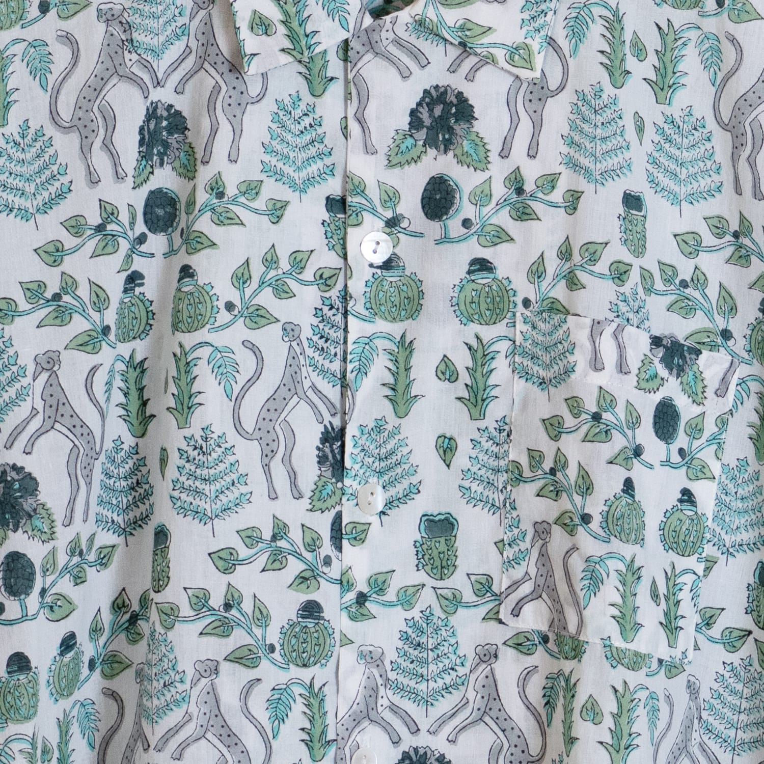 Men&#39;s Shirt Raj - Green Animal Print